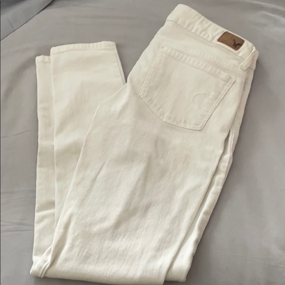 AE White Jeggings